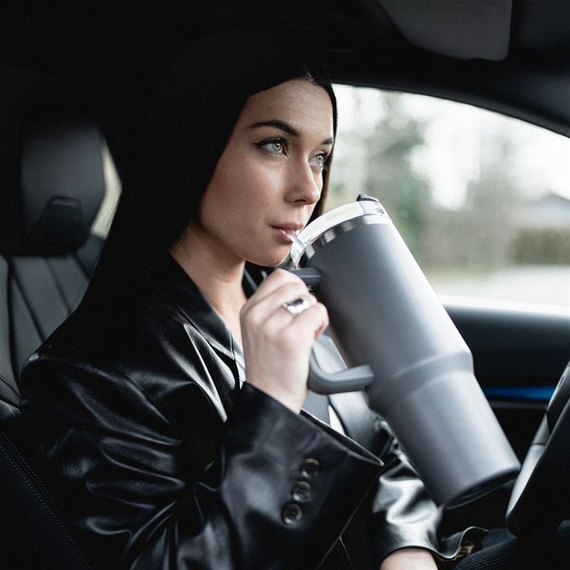 Termokopp med Sugerør 1,2 Liter - Grå - OlsenHome